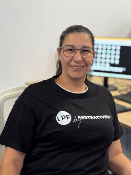 Carla Rangel Sobre Nós – Lapods Factory by Abstractview